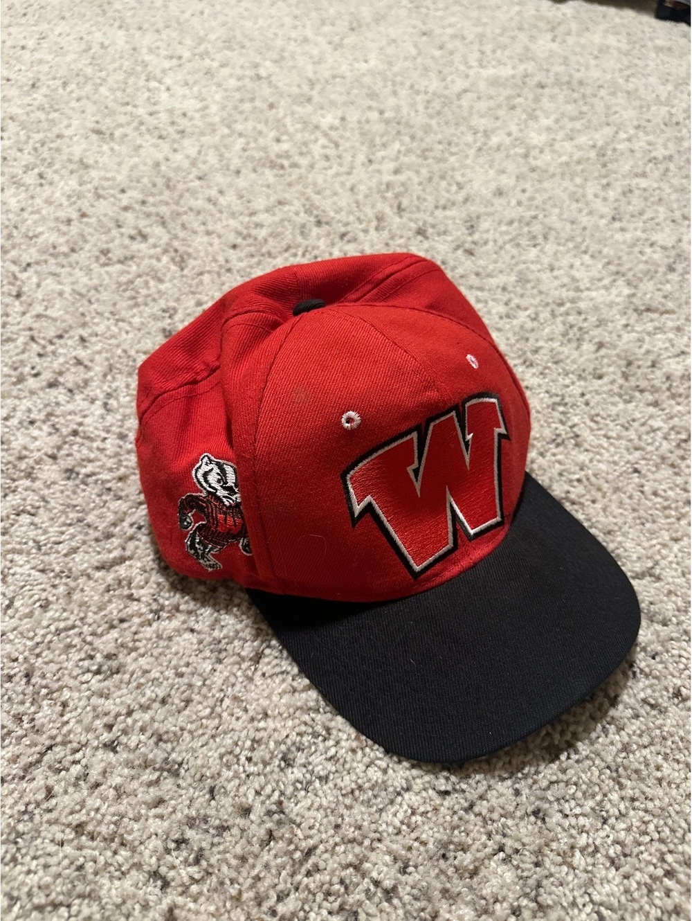 Vintage Zephyr Grafx Wisconsin Badgers Red and Black Snapback Hat